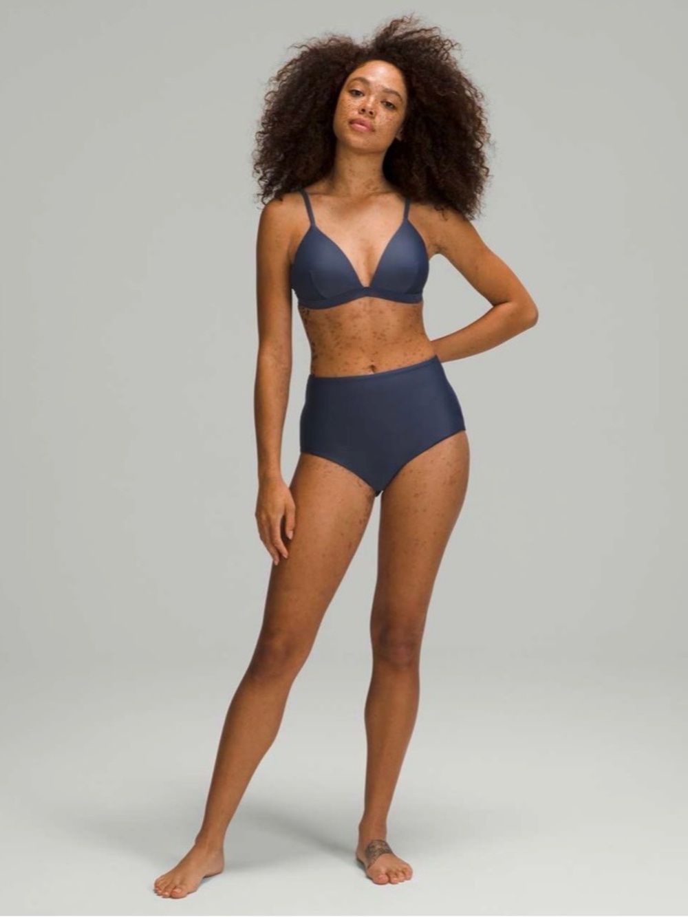 Lululemon Waterslide Straight Strap C Cup Size 8 in True Navy